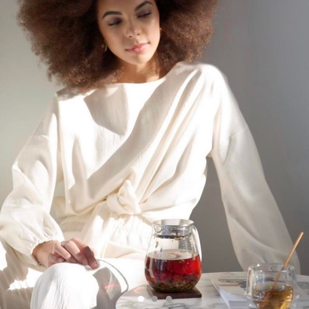 Bnwt Hackwith Design House Blouse with Tie Longsleeve Oversized Ivory